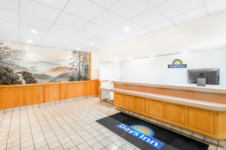 Hotel Days Inn By Wyndham West Jefferson