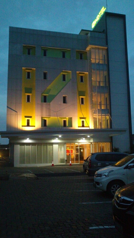 Izi Hotels