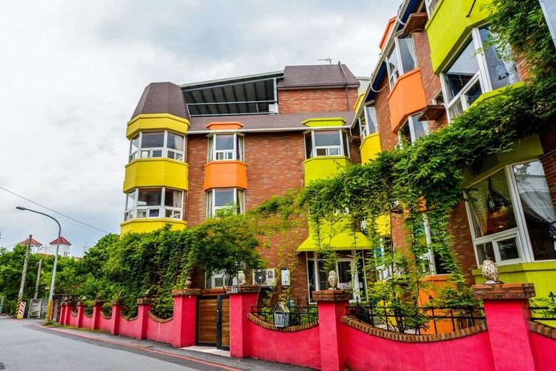 Hotel Owl Castle Bed And Breakfast