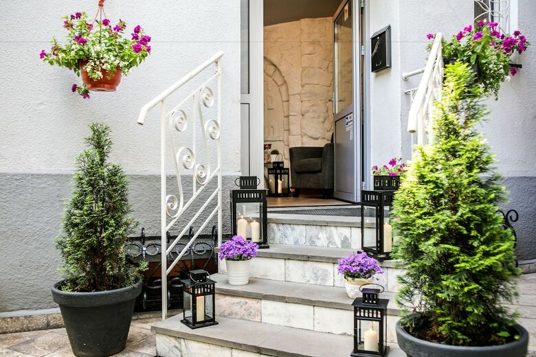 Hotel Platinia Apartments