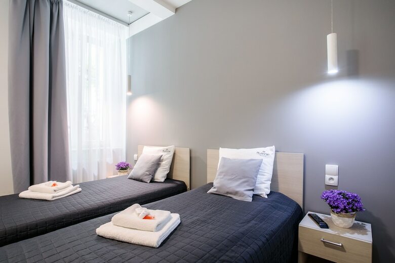 Hotel Platinia Apartments