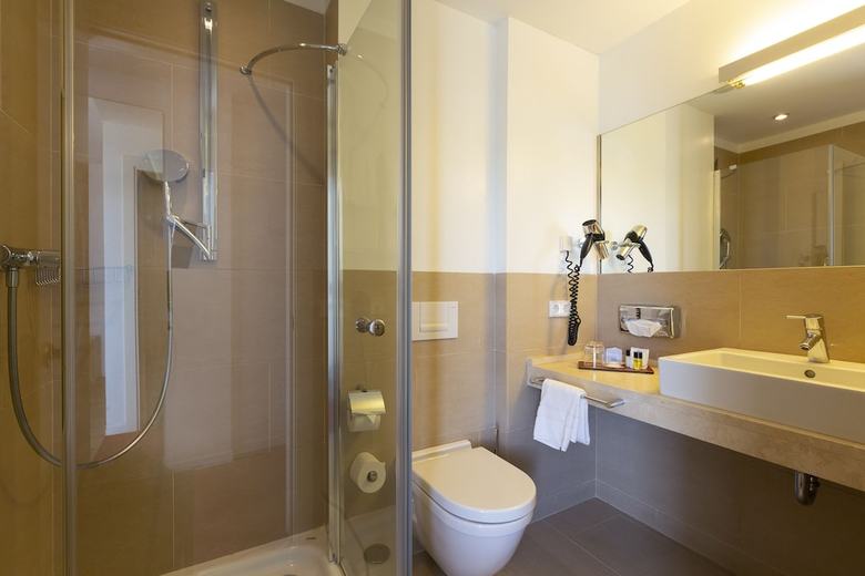 Hotel Aimia