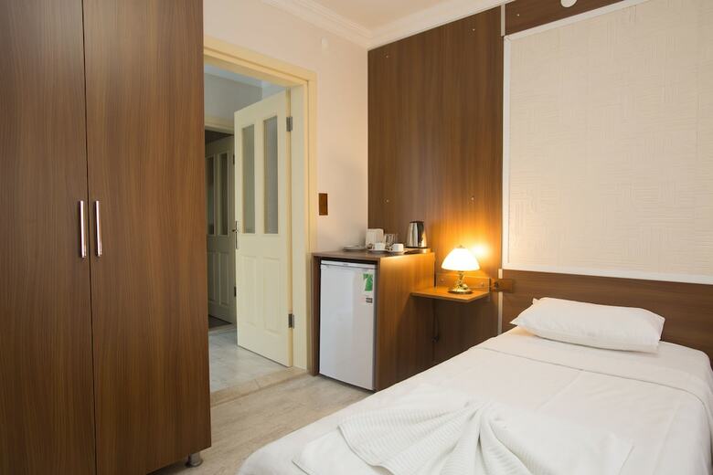 Dedeminn Garden Hotel