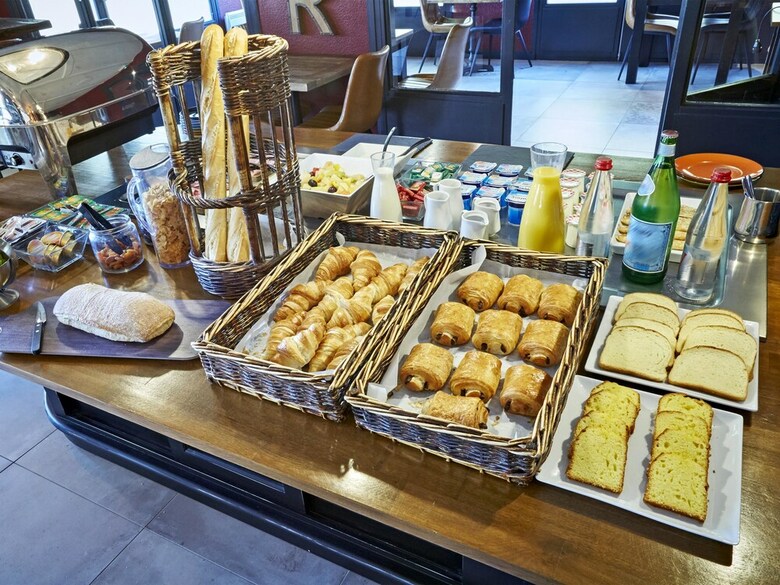 Hotel Kyriad Lille Est - Hem