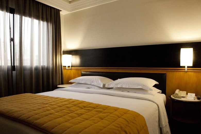 Hotel Estanplaza International