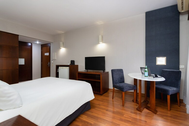 Grand Plaza Hotel