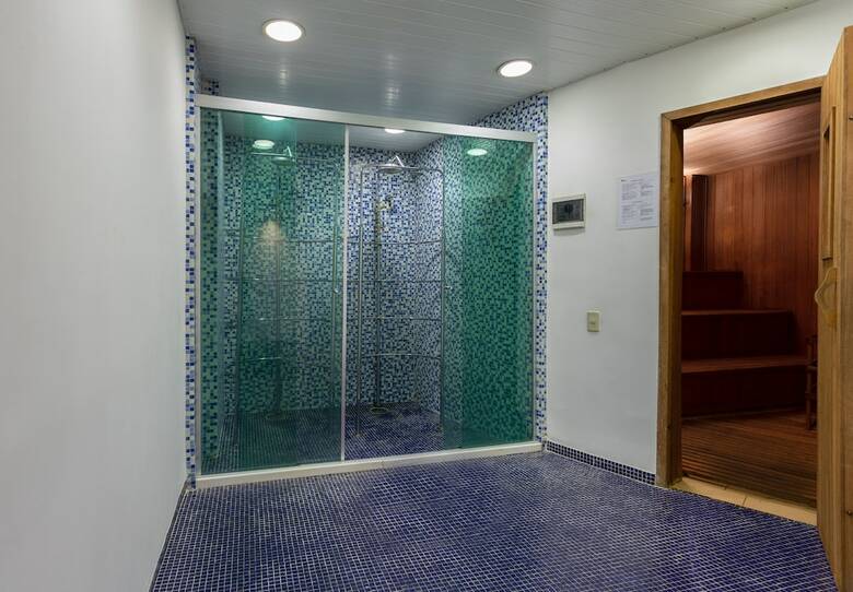 Grand Plaza Hotel