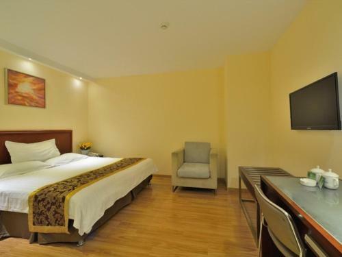 Greentree Alliance Beijing West Railway Station North Square Hotel