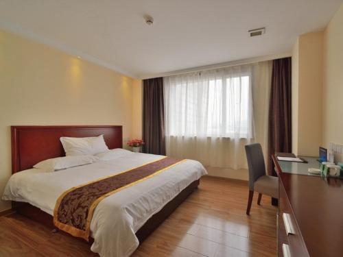 Greentree Alliance Beijing West Railway Station North Square Hotel