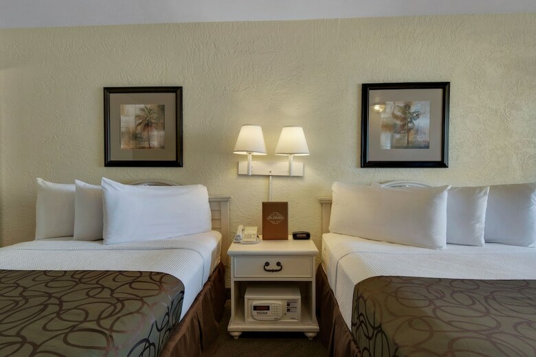 Hotel Beachbreak By The Sea