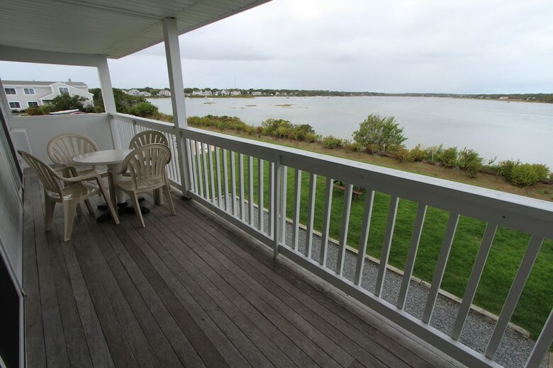 Innseason Resorts Surfside