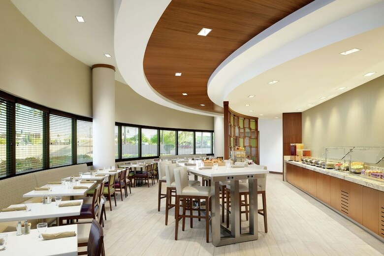 Hotel Doubletree Suites By Hilton Phoenix