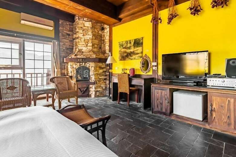 Bed & Breakfast Provence Rose Lodge In Ching Jing