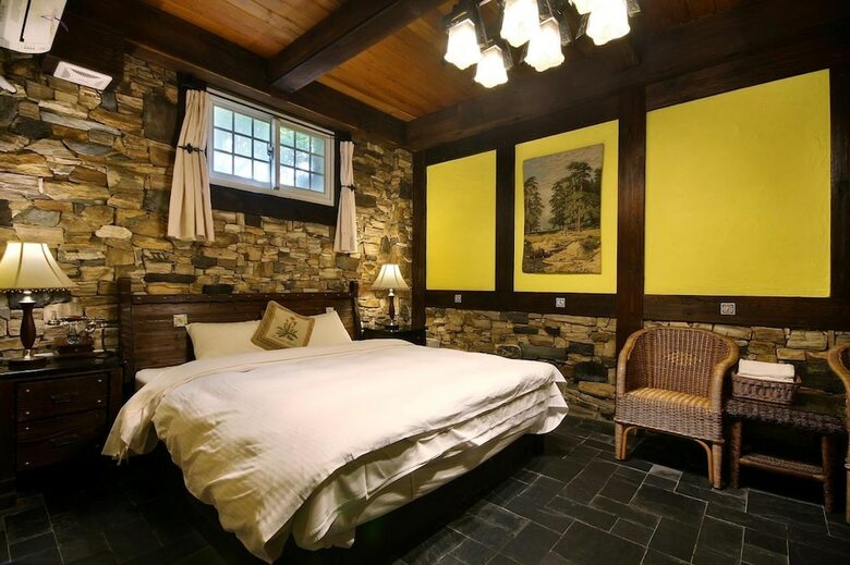 Bed & Breakfast Provence Rose Lodge In Ching Jing