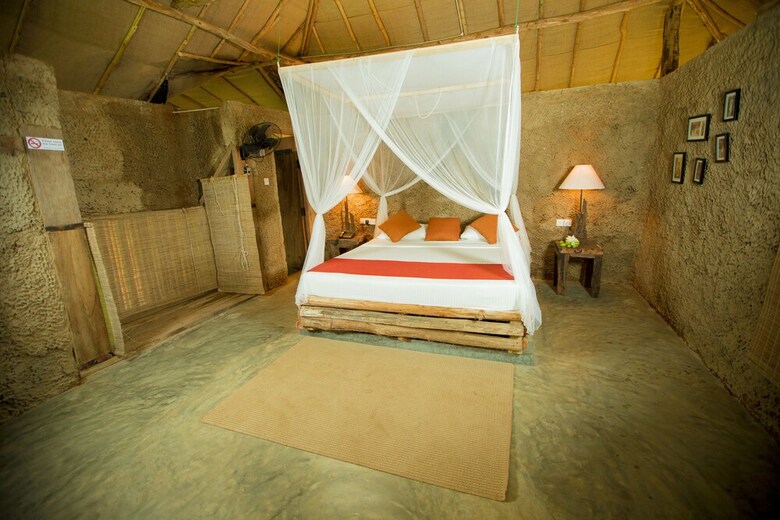 Cabana Saraii Village