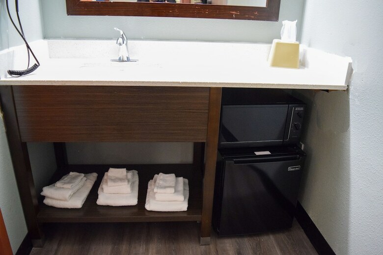 Motel Super 8 By Wyndham Raleigh Downtown