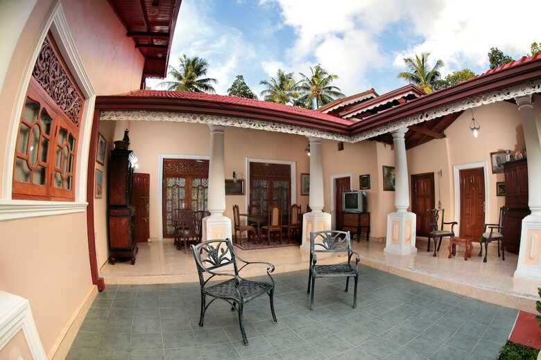 Hotel Airport Square Villa