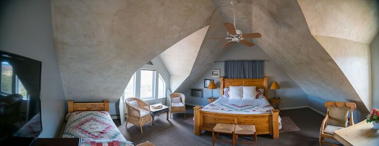 Skyridge Inn Bed & Breakfast