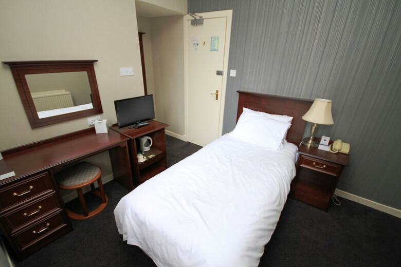 Salutation Hotel