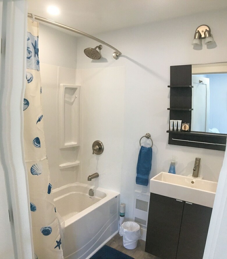 Larinda's Landing Oceanfront Cottages