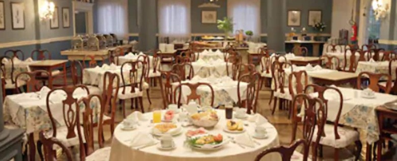 San Raphael Country Hotel