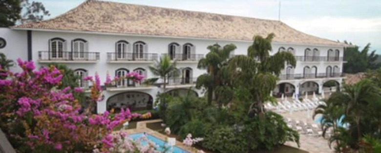 San Raphael Country Hotel