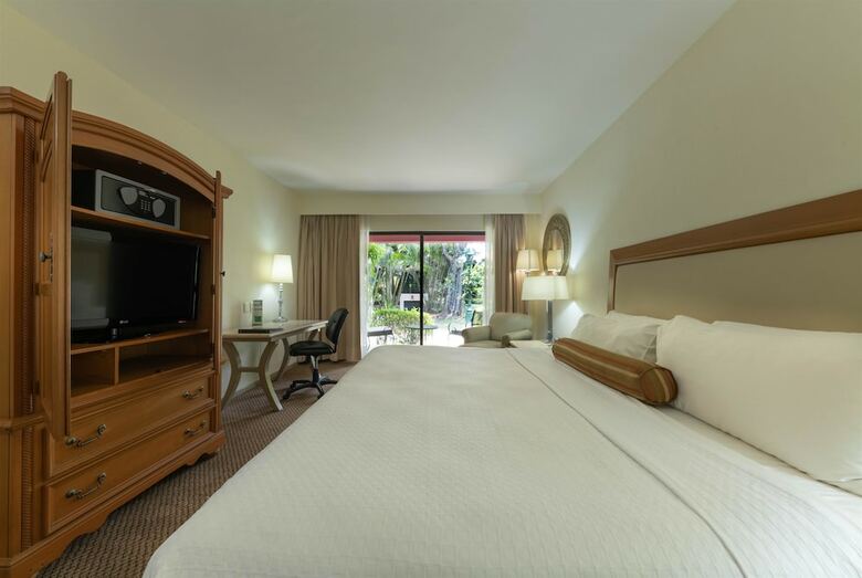 Hotel Wyndham Garden Guadalajara Expo