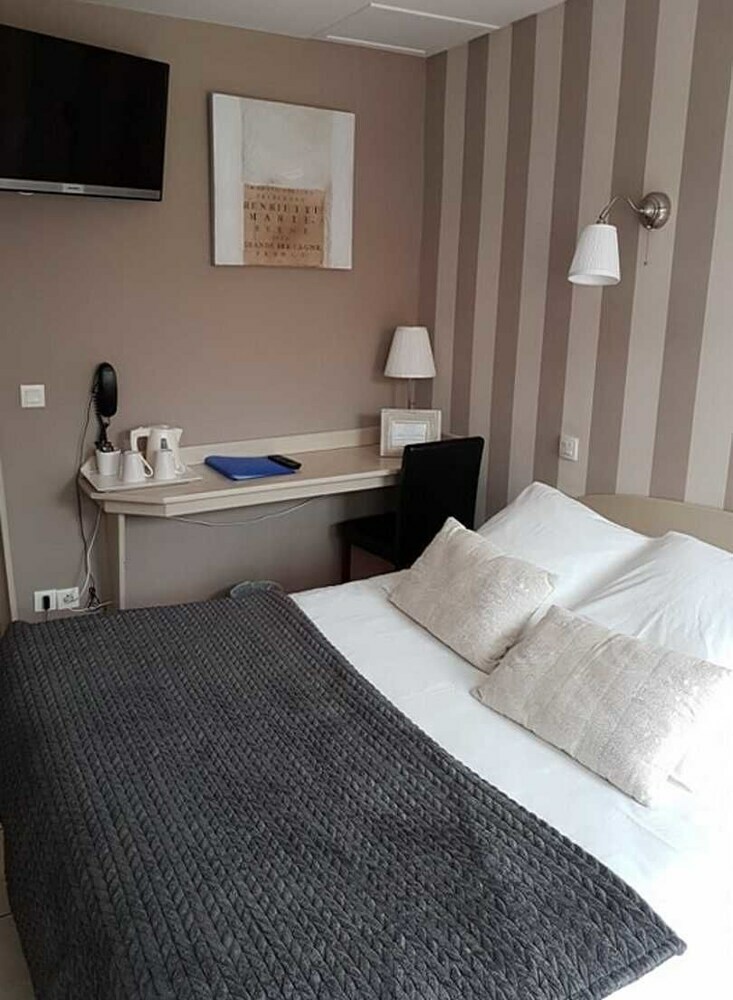 Hotel H�tel La Rosi�re
