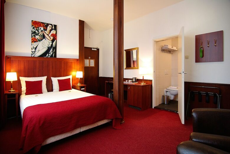 Hotel Parklane