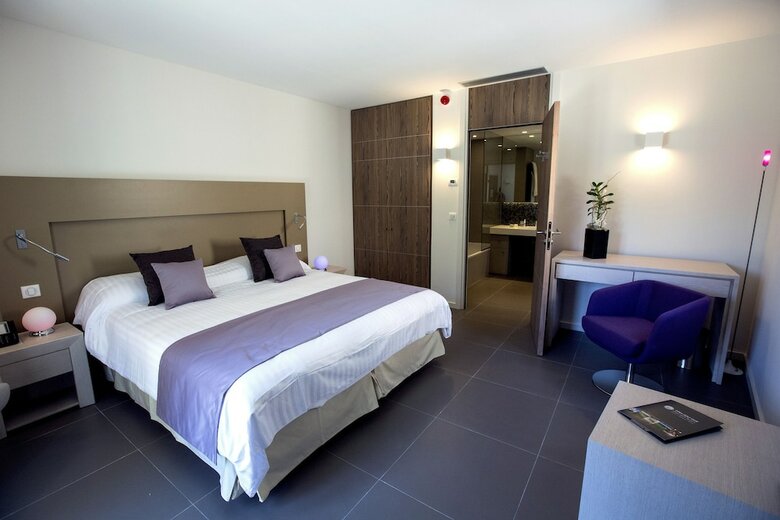 Hotel H�tel Golf Ch�teau de La B�gude