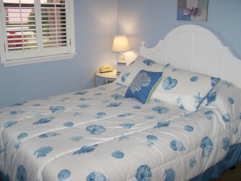 Hotel Gulf Winds Beach Resort