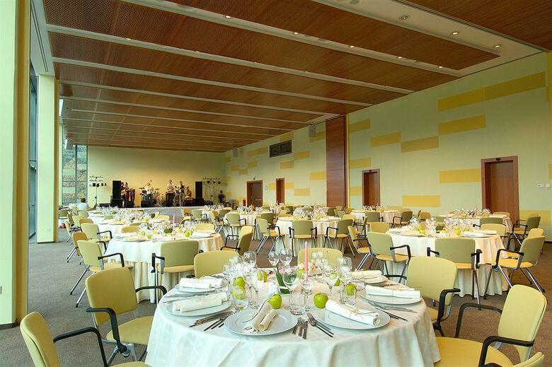 Hotel Four Points By Sheraton Ljubljana Mons