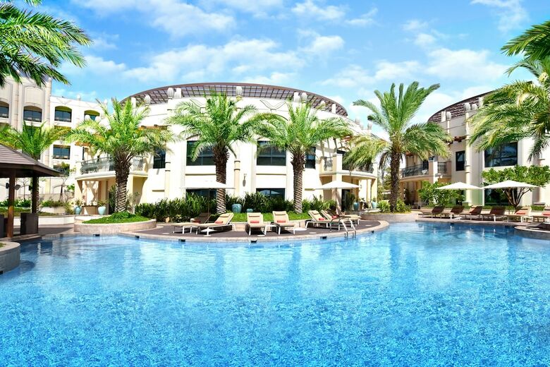 Hotel Al Ain Rotana
