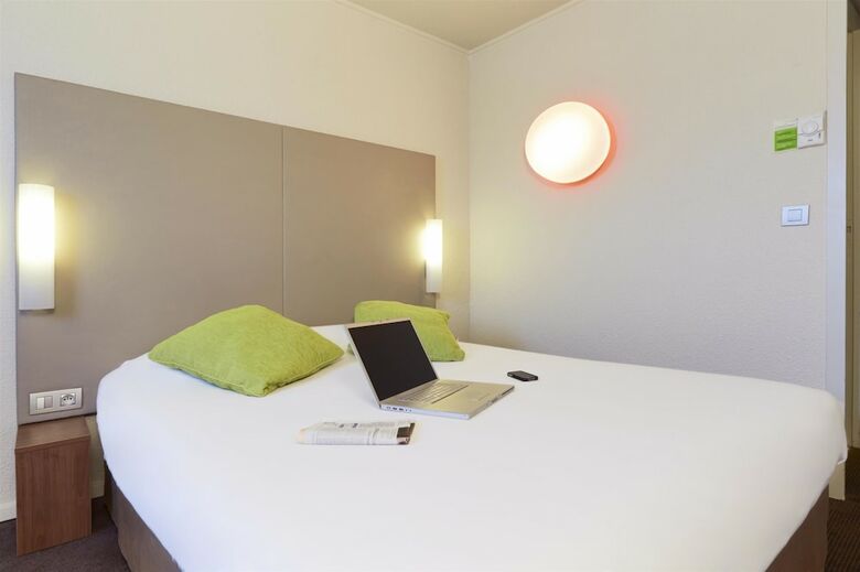 Hotel H�tel Campanile Argenteuil