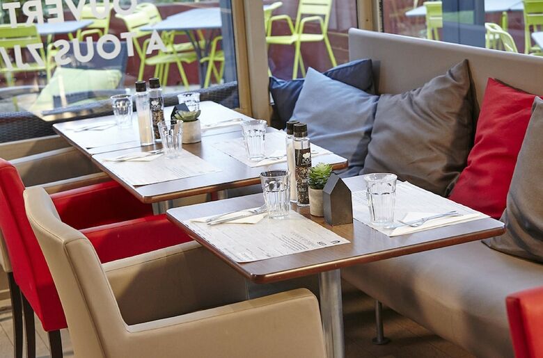 Hotel H�tel Campanile Argenteuil