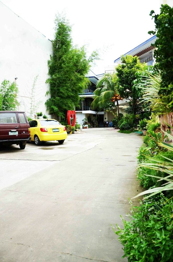 Hotel Reyna's The Haven And Gardens