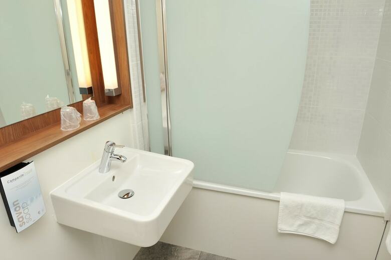 Hotel Campanile Montelimar - Les Tourrettes