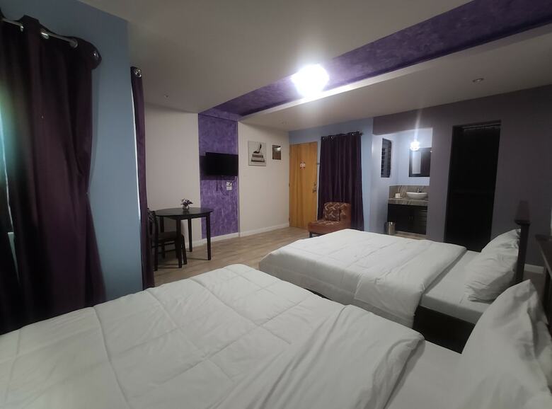 Nikita's Place Hotel