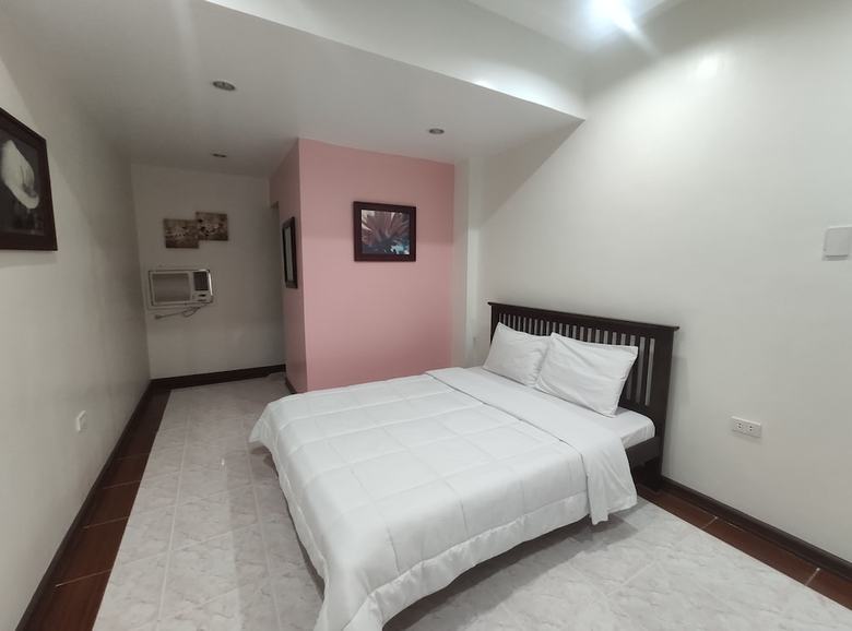 Nikita's Place Hotel