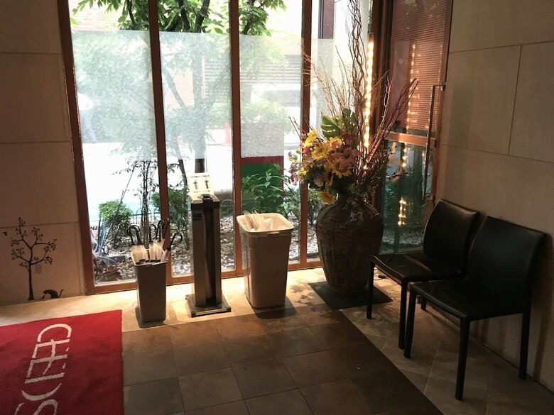 Hotel Ceeds - Adults Only