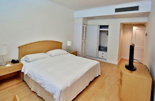 Beijing Lido Place Apartment