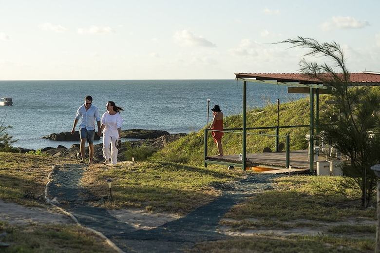 Posada Bremer Island Banubanu Beach Retreat