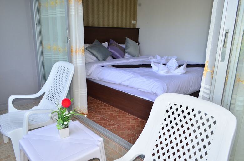 Hotel Lanta Nice Beach House