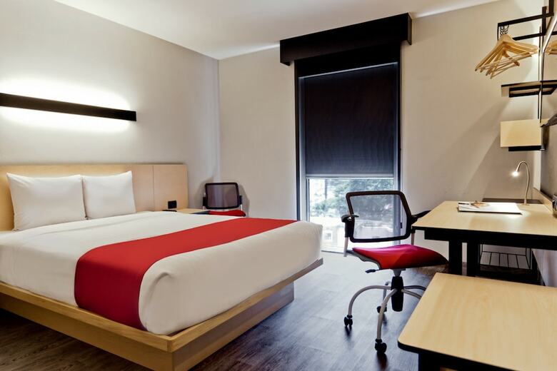 Hotel City Express Plus Guadalajara Palomar