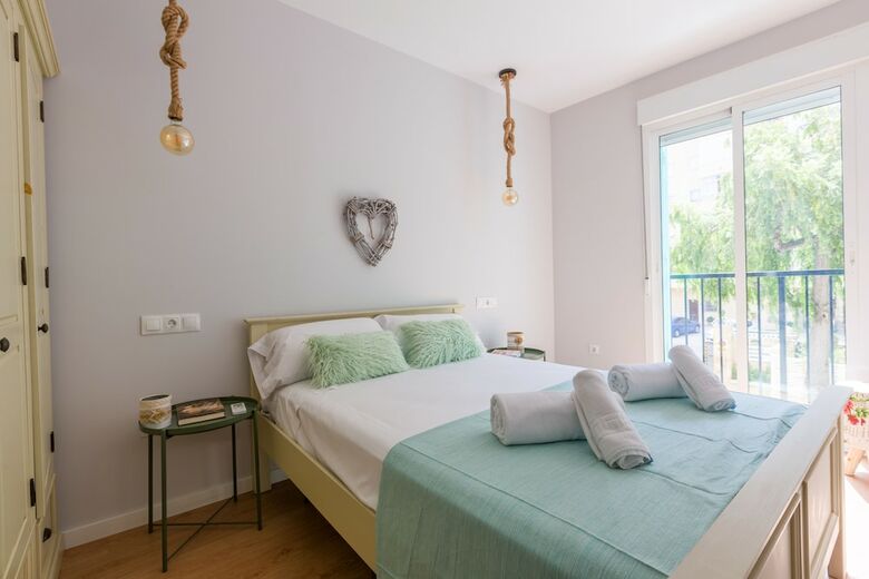 Apartamentos Renthas Huelin Beach