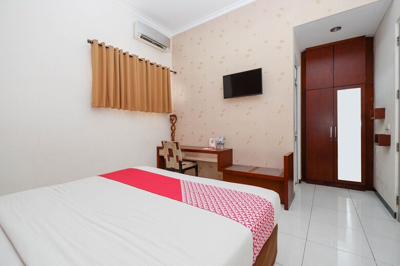 Hotel Oyo 1451 Arya Graha