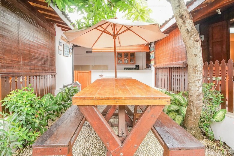 Bed & Breakfast Surfer Paradise Villas