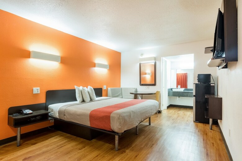 Hotel Motel 6 Calhoun, Ga