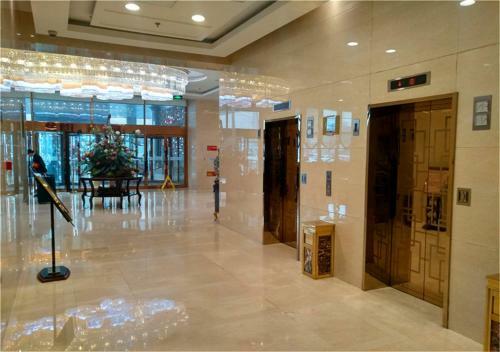 Zhongyi Pengao Hotel