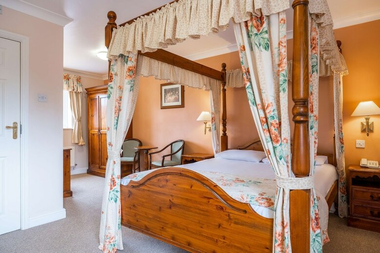 The Olde Barn, Sure Hotel Collection By Best Western
